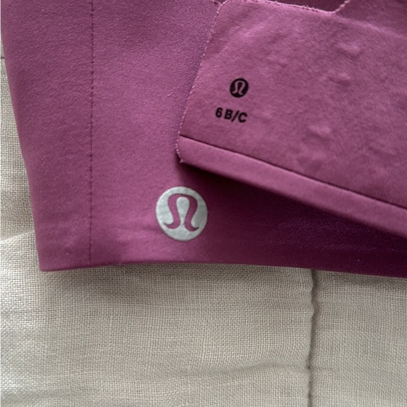 Lululemon Sports Bra - Picture 3 of 3